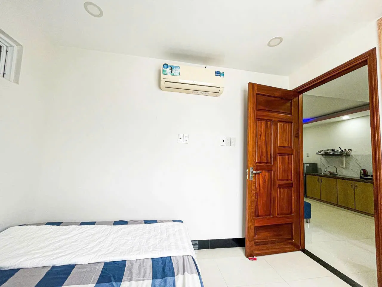 Image 1 for APARTMENT FOR RENT LE VAN HUAN - BA LANG