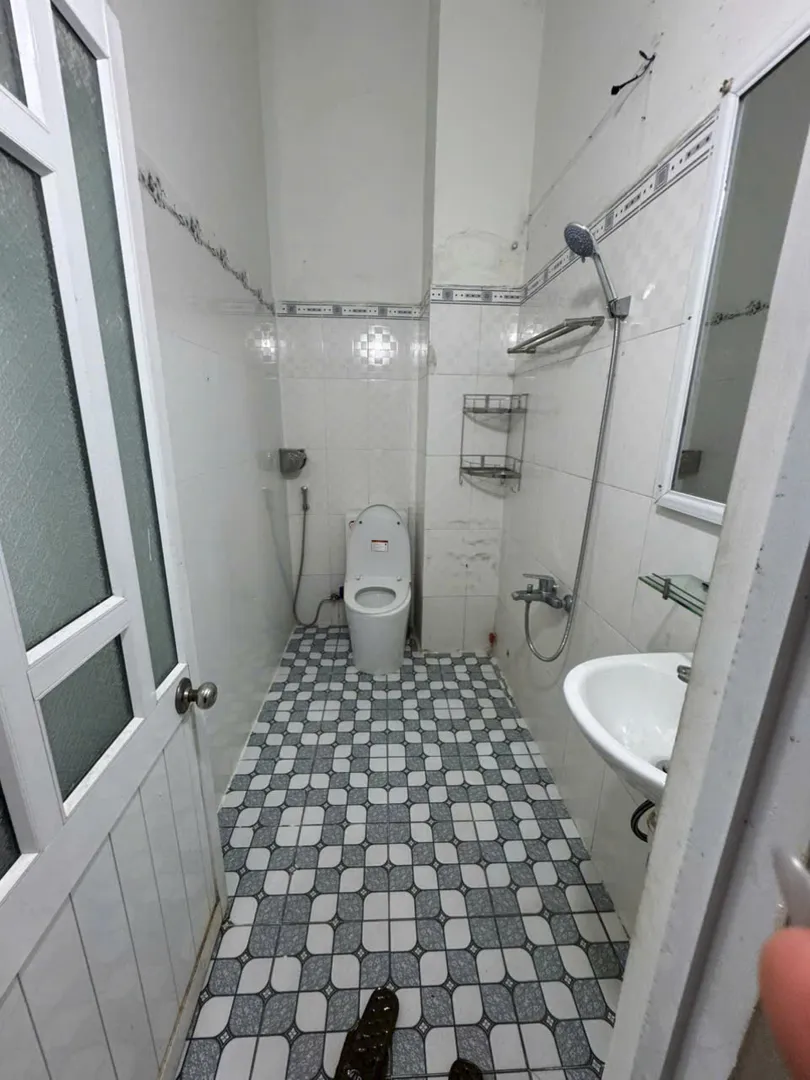 Image 8 for Whole House For Rent - Vehicle Inspection Station - Vinh Hoa